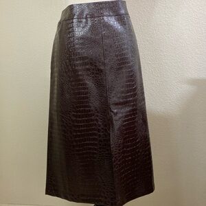 NWT Who What Wear dark brown faux alligator skirt Size 12